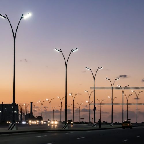 Zonsondergang langs de Malecon in Havana